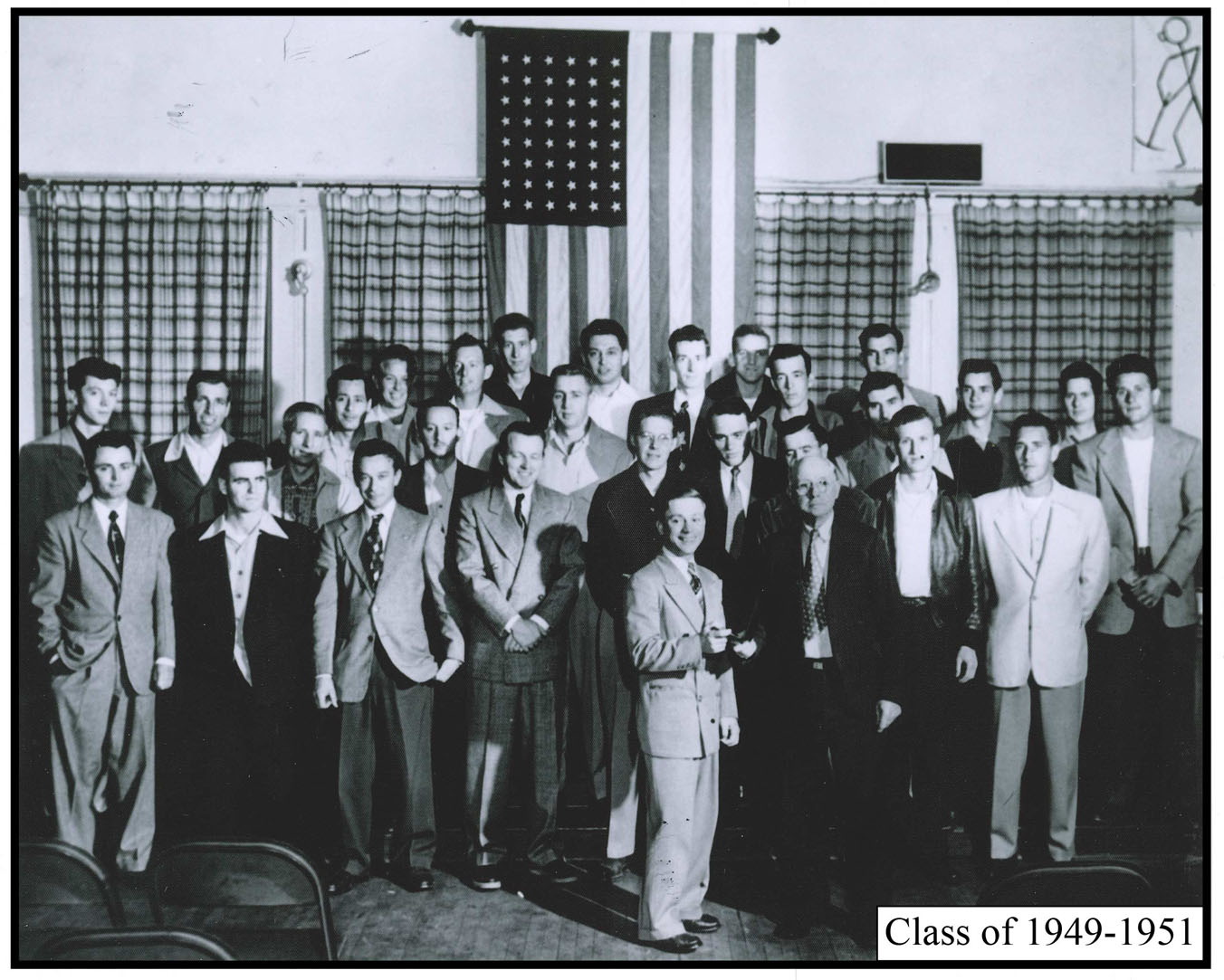 Group of ETI graduates from 1949 to 1051